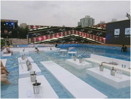 無(wú)氯游泳池系統(tǒng)，無(wú)氯游泳池，露天無(wú)氯游泳池