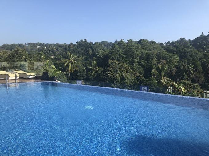 <b>游泳池的水如何處理，才能讓泳池水質(zhì)管理毫無(wú)壓力呢？</b>