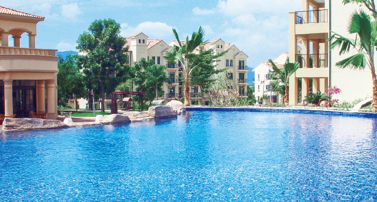 游泳池為什么要放消毒水，看完您就懂了？