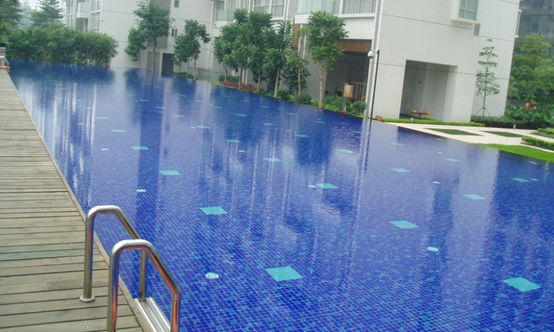 夏日清涼解暑圣地，游泳館游泳池水到底有多臟？