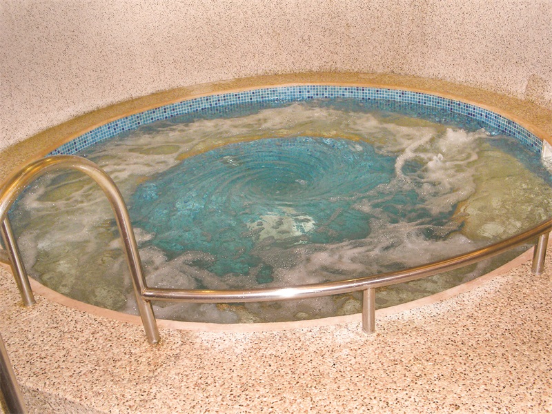 溫泉水療應(yīng)該多久換一次水？