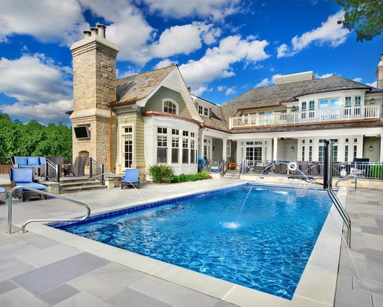 別墅建造游泳池，一臺(tái)設(shè)備輕松搞定水質(zhì)難題？