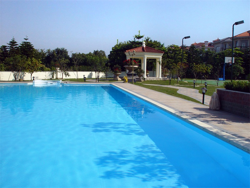 別墅游泳池設(shè)備選購(gòu)指南