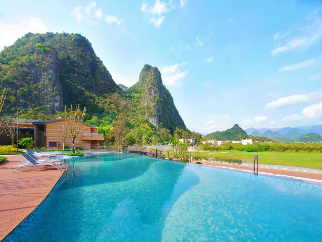 游泳池設備廠家哪家好？一站式解決你的泳池建造難題！